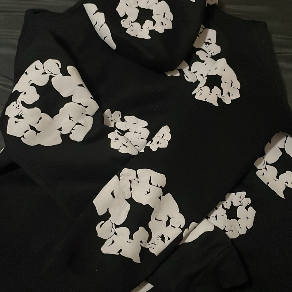 Chic Black Hoodie with White Floral Design
